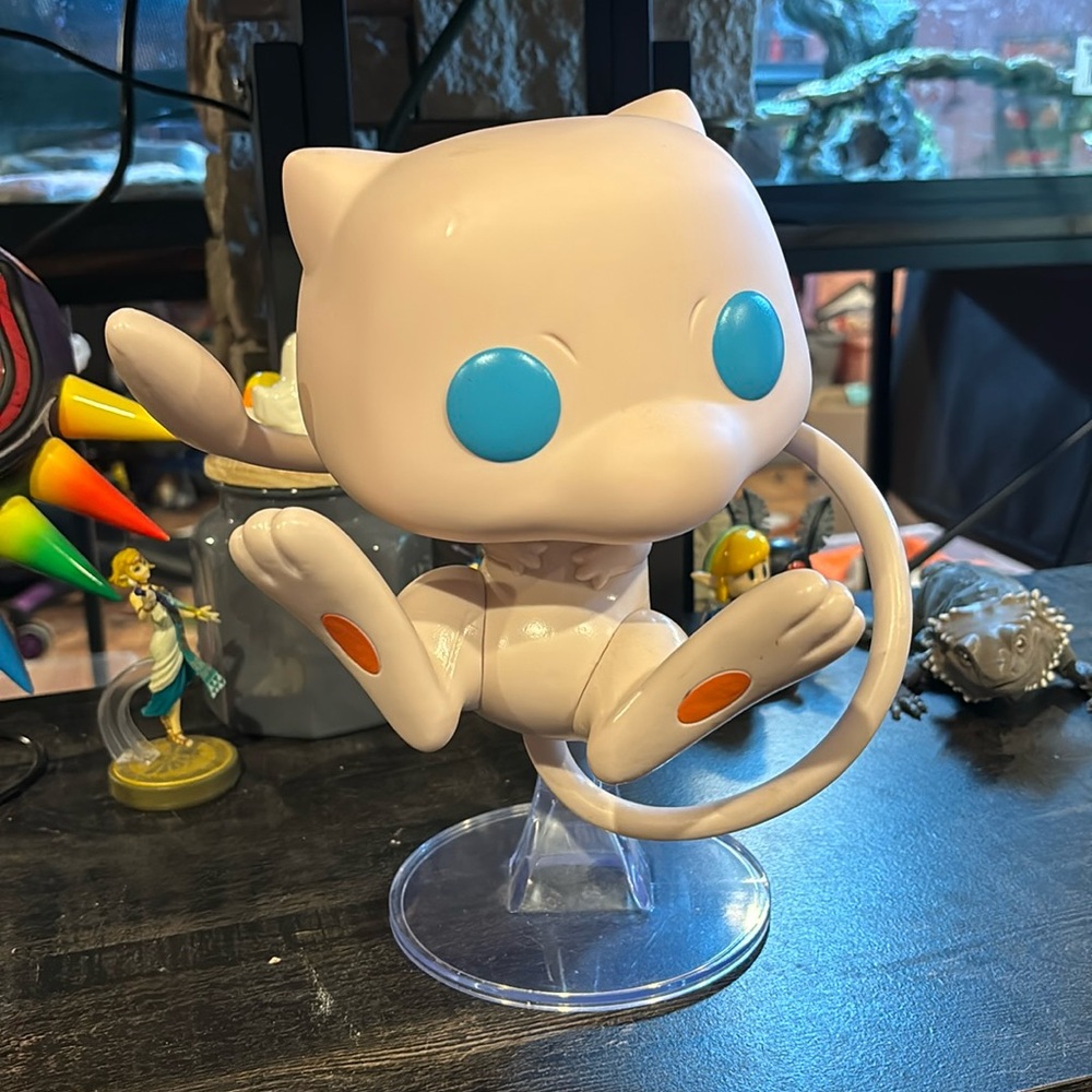 6/$35 Mew 10in Funko Pop Pokemon NO BOX